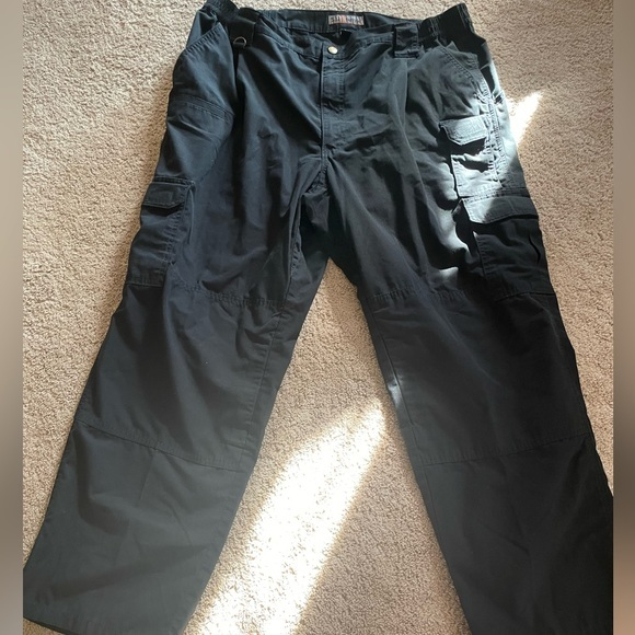 5.11 tactical black pants‎ sz 40/30 - Picture 1 of 9